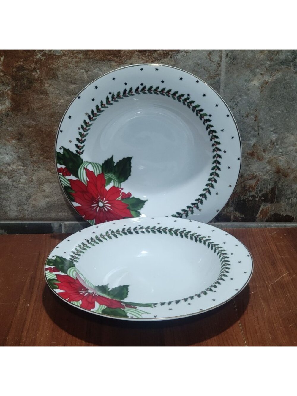 Vtg American Atelier Poinsettias 9" Rimmed Soup Salad Bowls Suzanne Evans Set of
